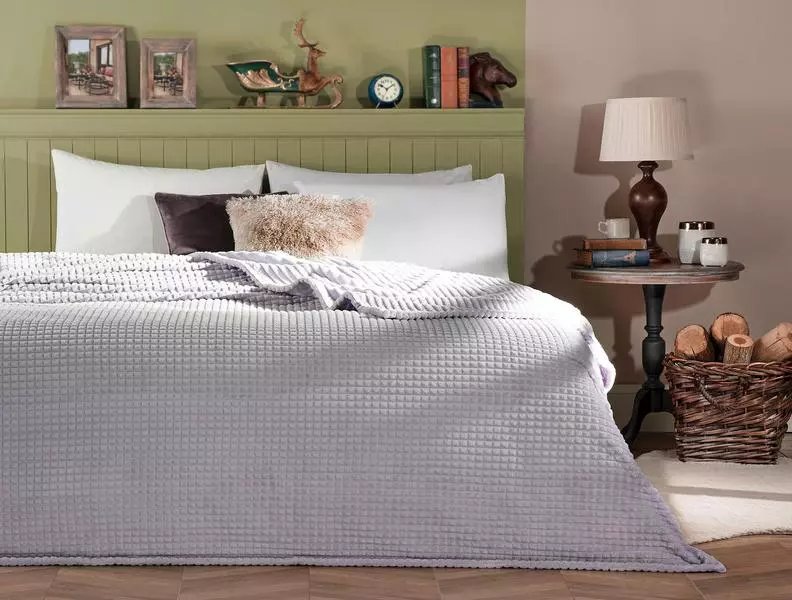 Emile Wellsoft Double Face Emboss Blanket