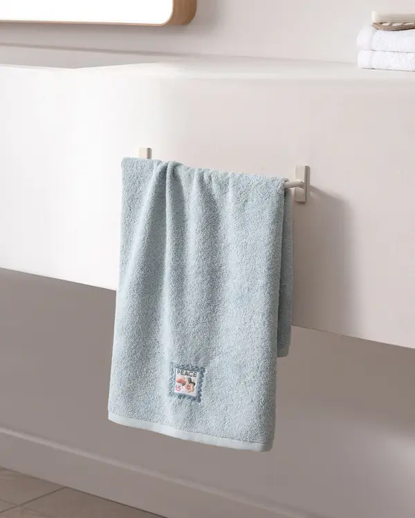 https://madamecoco.heyacdn.com/www.madamecocolebanon.com/public/data/products_600_600/6a8c3ae93064d.webp