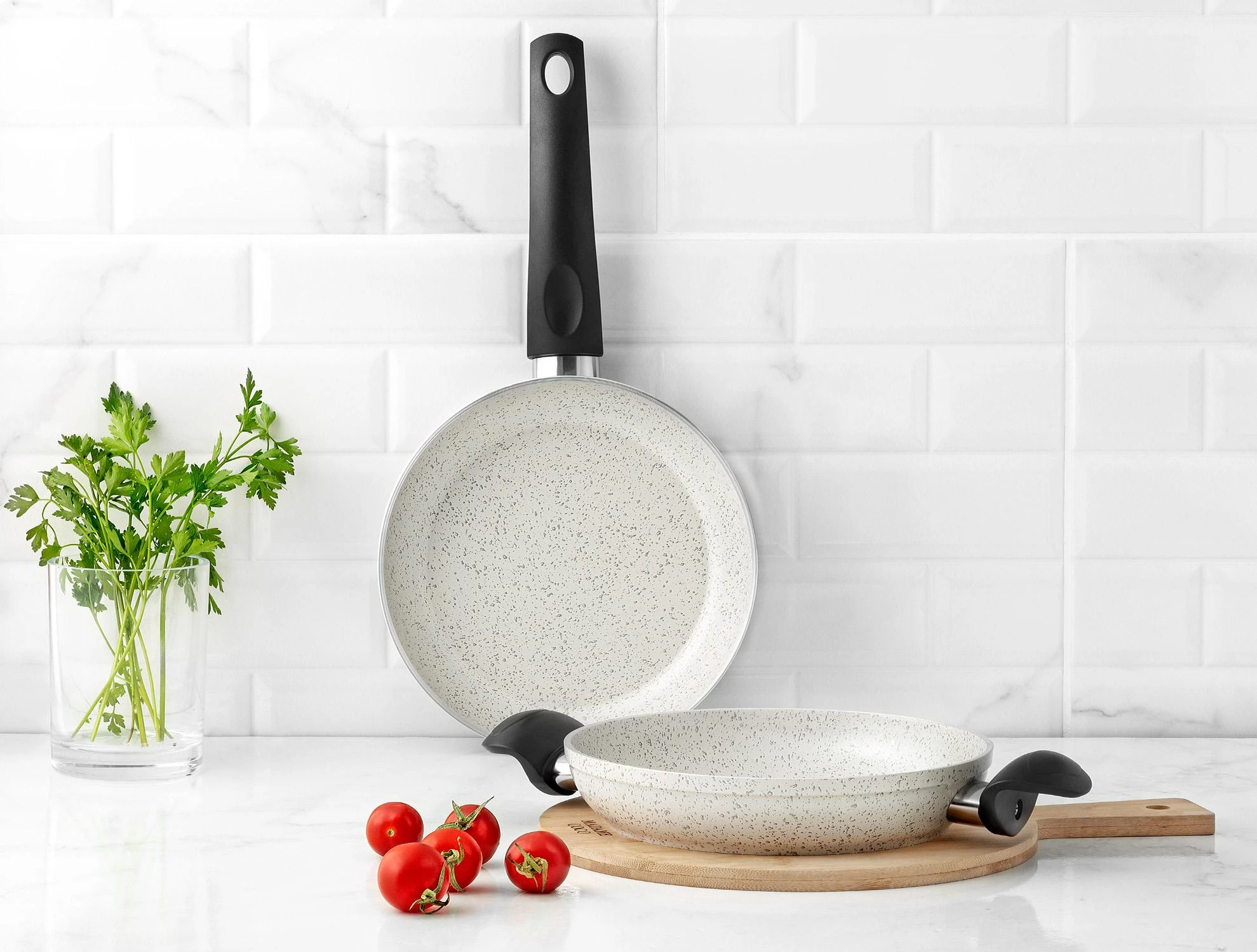 https://madamecoco.heyacdn.com/www.madamecocolebanon.com/public/data/products_gallery/666ab59678f4a.webp
