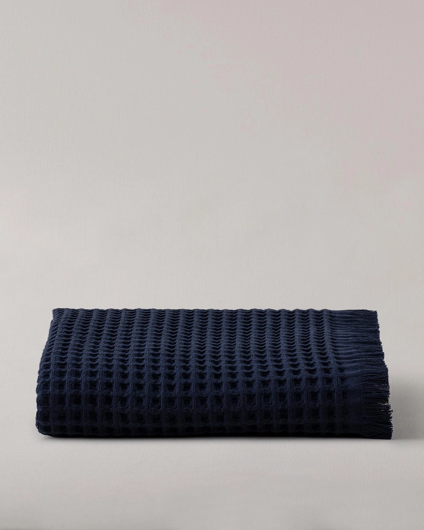 https://madamecoco.heyacdn.com/www.madamecocolebanon.com/public/data/products_gallery/66ed30891142a.webp