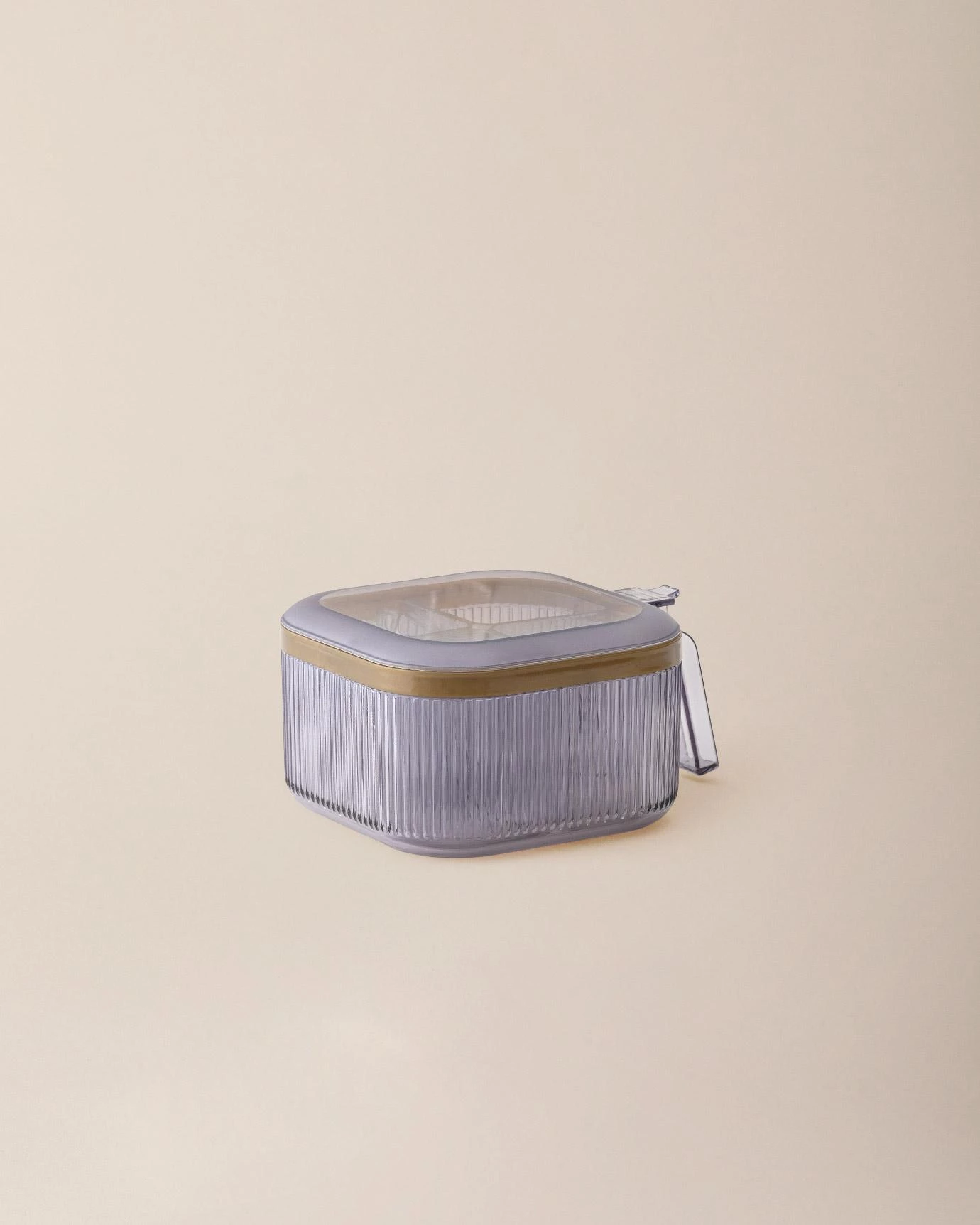 https://madamecoco.heyacdn.com/www.madamecocolebanon.com/public/data/products_gallery/66f10c5e61265.webp
