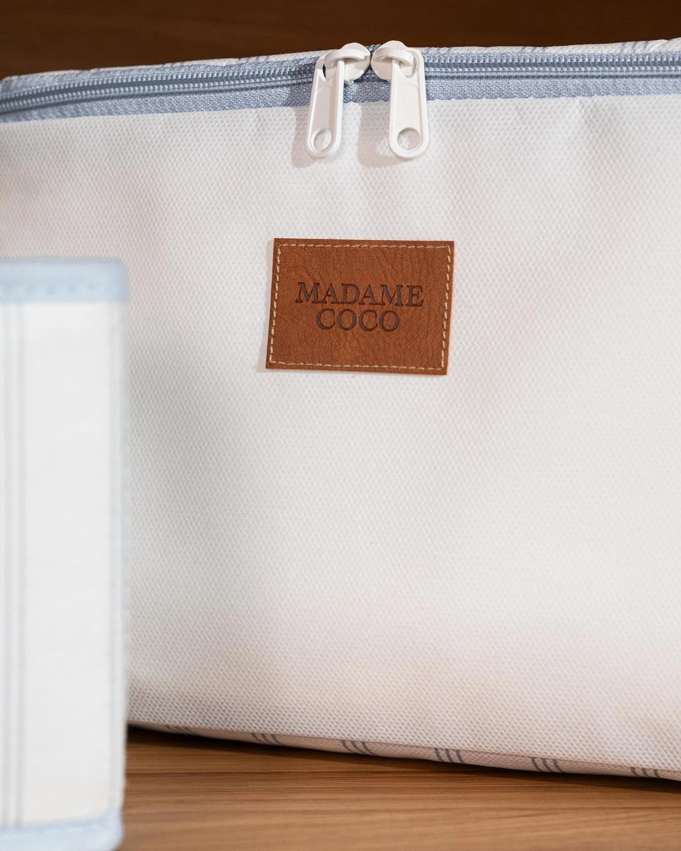 https://madamecoco.heyacdn.com/www.madamecocolebanon.com/public/data/products_gallery/671ba2bb6197f.webp