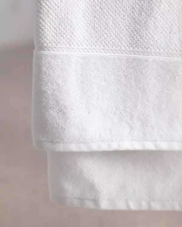 https://madamecoco.heyacdn.com/www.madamecocolebanon.com/public/data/products_gallery_600_600/65f31776df9de.webp