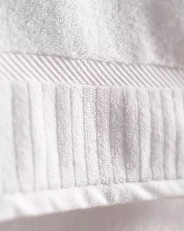 https://madamecoco.heyacdn.com/www.madamecocolebanon.com/public/data/products_gallery_600_600/65f3177bc8aa3.webp
