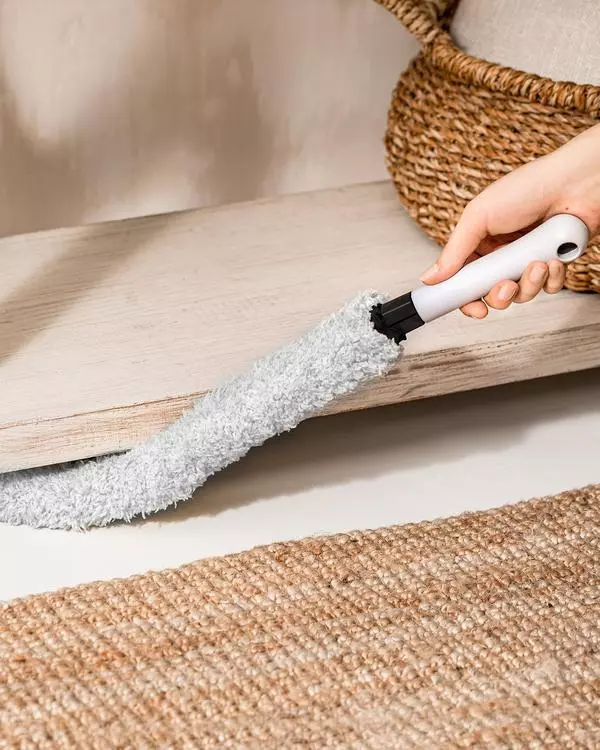 Benara Dust Brush