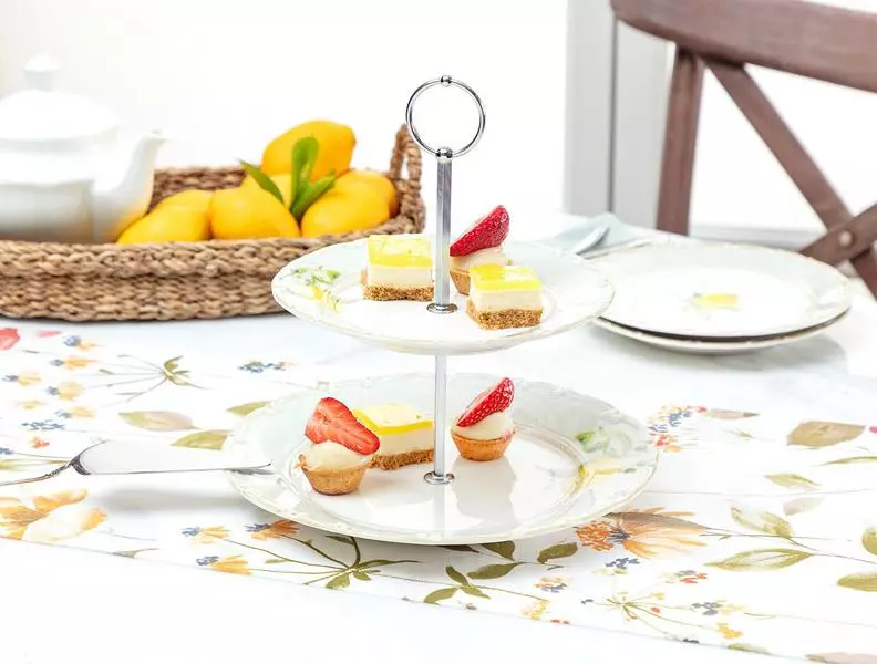 Lemon 2 Layer Cake Stand