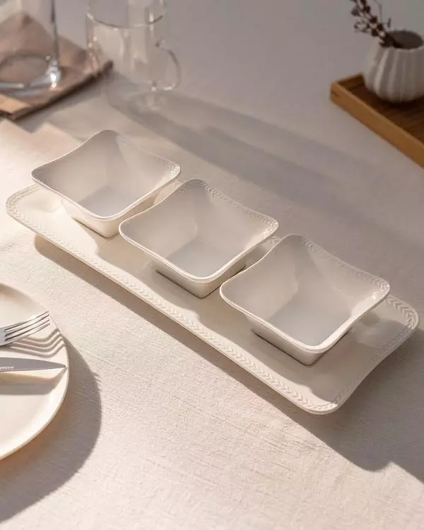 New Petit Concept 4 Pcs Part Platter