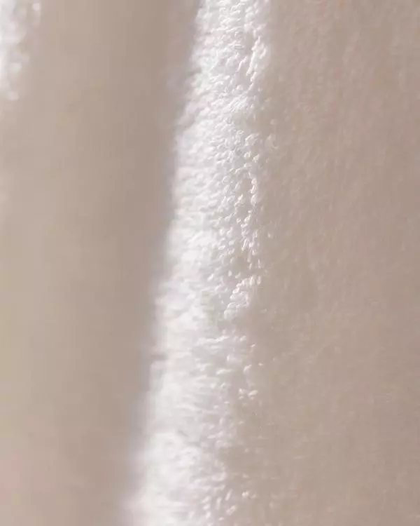 https://madamecoco.heyacdn.com/www.madamecocolebanon.com/public/data/products_gallery_600_600/661940d059aeb.webp?id=4002