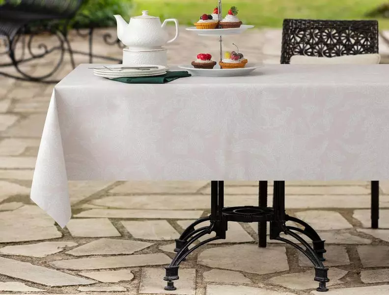 Elisa Table Cloth