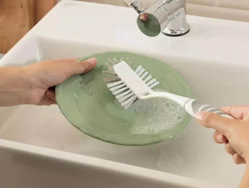 Graque Dish Brush