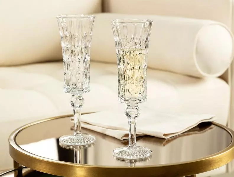 Stephanie 4-Piece Tall Slim Wine Glass Set