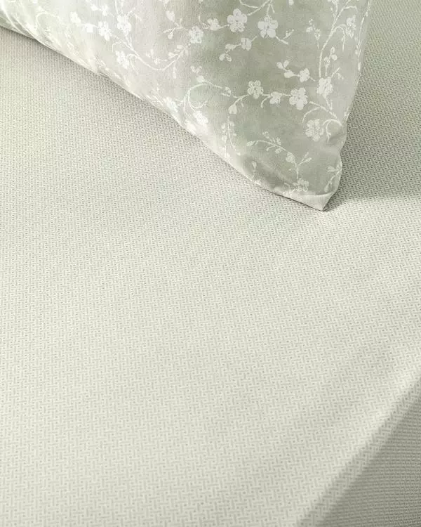 https://madamecoco.heyacdn.com/www.madamecocolebanon.com/public/data/products_gallery_600_600/678a0d9590204.webp