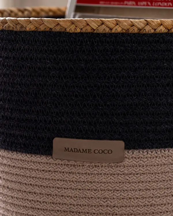 https://madamecoco.heyacdn.com/www.madamecocolebanon.com/public/data/products_gallery_600_600/67f4c8f72059b.webp