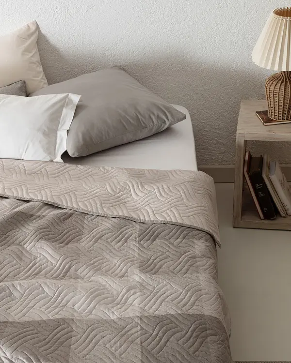 Faron Double Size Bedspread