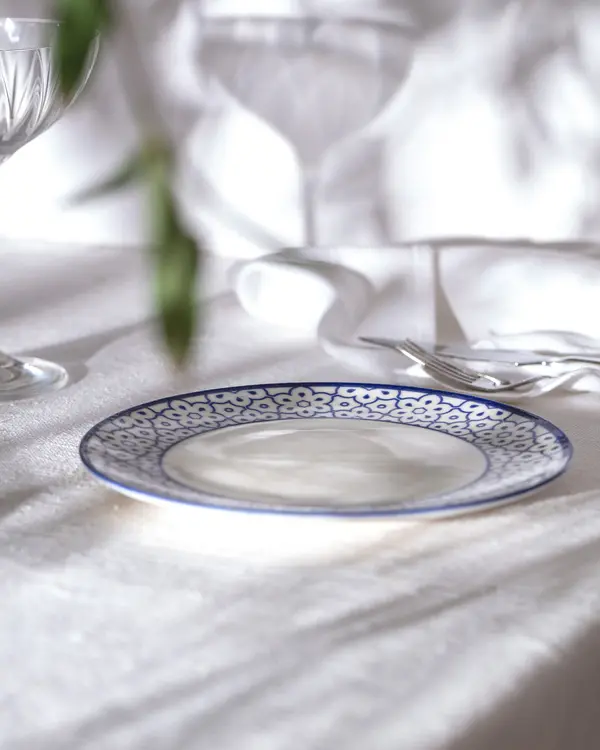 Reve Bleu Chantal Cake Plate