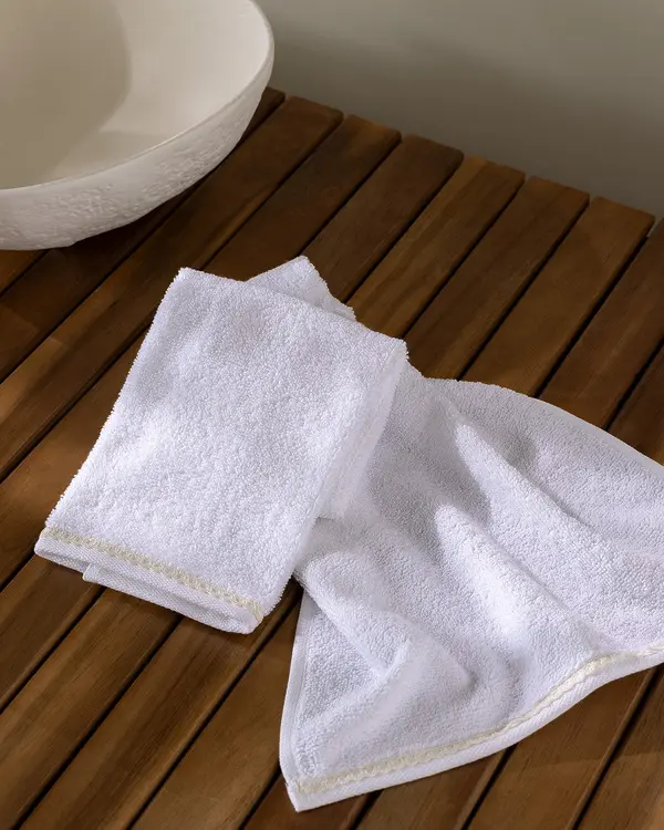 Angelise 2 Pack Hand Towel