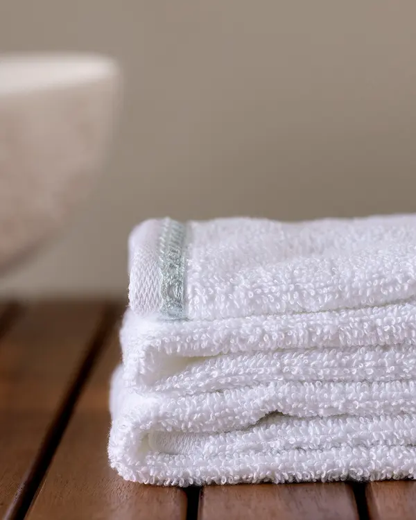 Angelise 2 Pack Hand Towel