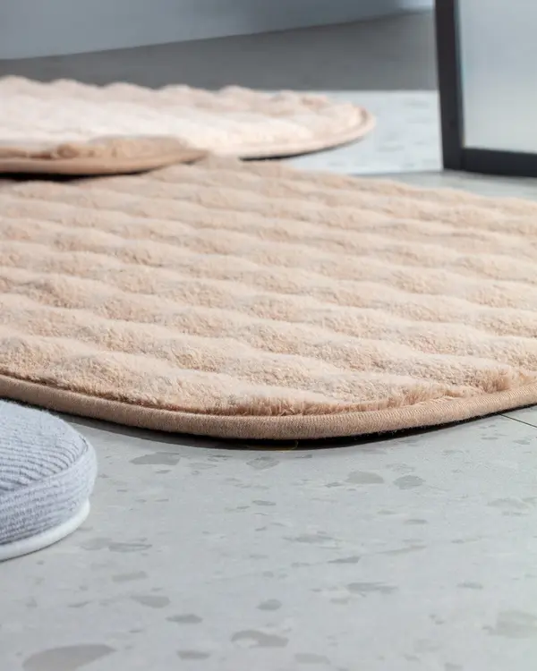 Reflet Bubble 2-Piece Bath Mat