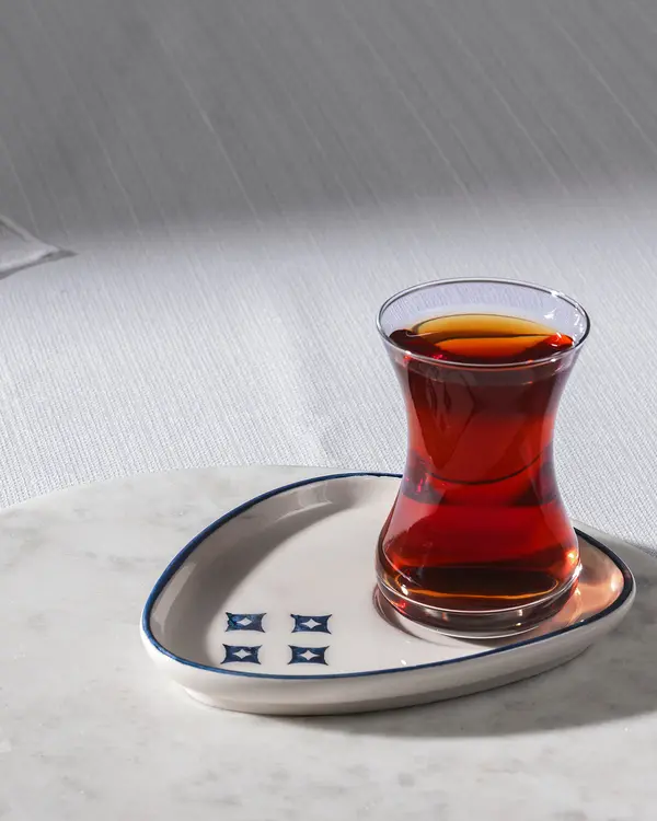 Vie Rouge Bourges 4-Piece Tea Set