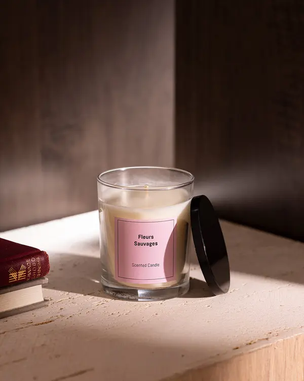 Repertoire Scented Glass Candle Black 190 G