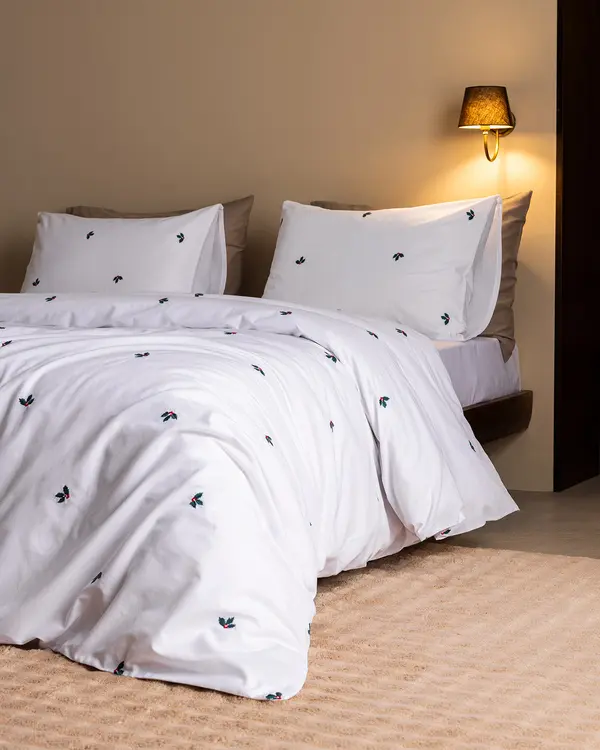 Adile Double Size Embroidered Duvet Cover Set