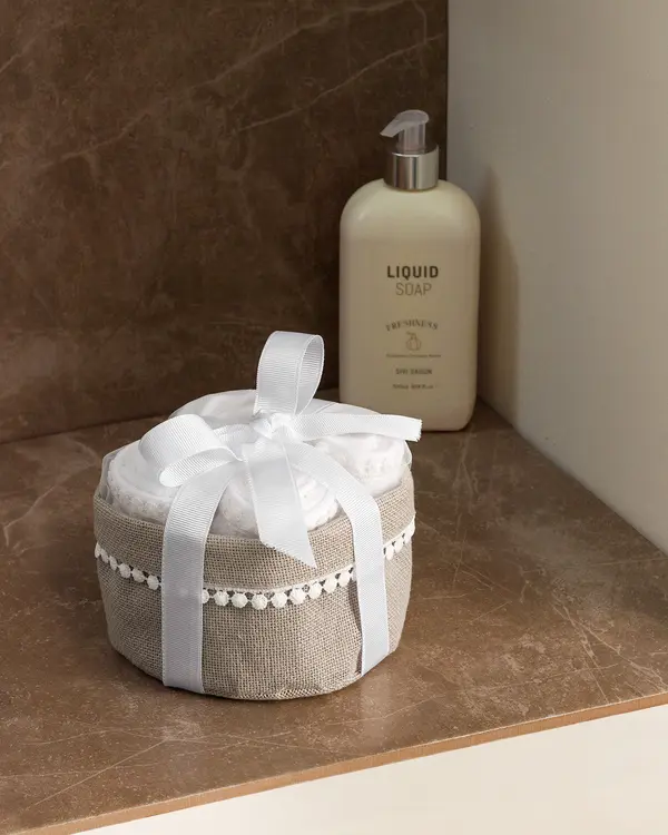 Lavrice Towel Set