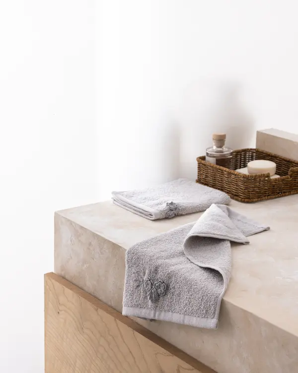 Rosabell 2-Piece Crochet Hand Towel Set