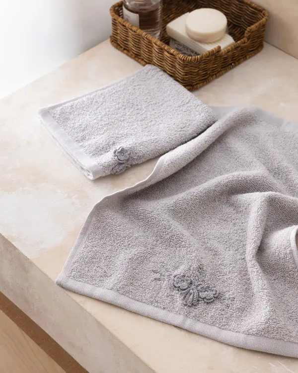 Rosabell 2-Piece Crochet Hand Towel Set