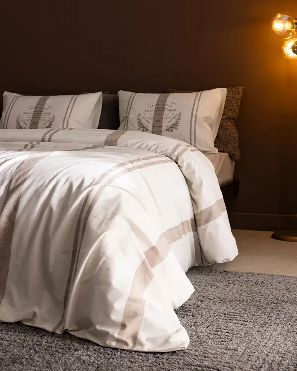 Leonore  King Size Duvet Cover Set - Ranforce Patterned